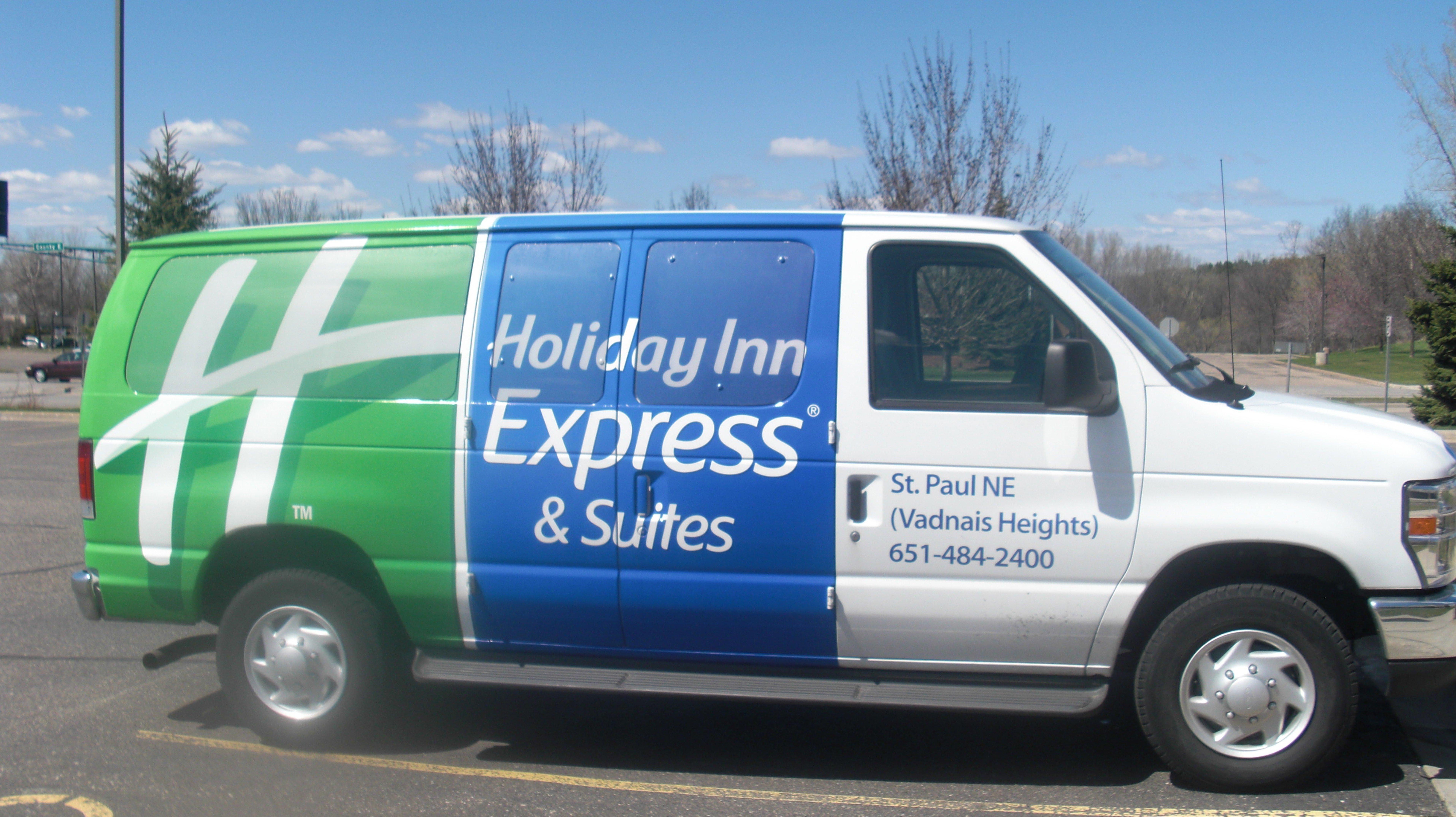 Holiday Inn Express Hotel & Suites-St. Paul By Ihg Vadnais Heights Exterior photo